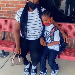 Meet your Posher, Donnielle